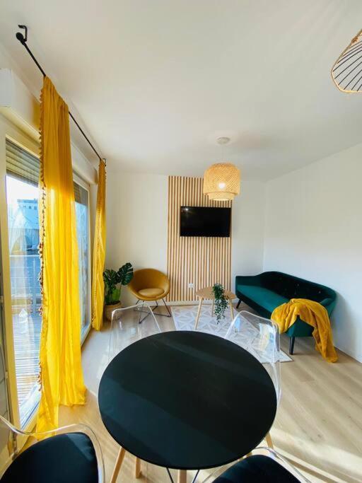 Appartement Standing เลออาฟร์ ภายนอก รูปภาพ