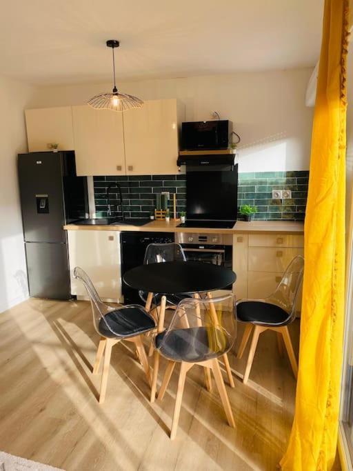 Appartement Standing เลออาฟร์ ภายนอก รูปภาพ